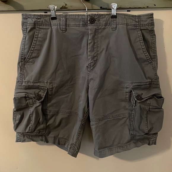 Aeropostale Shorts Mens Aeropostale Cargo Shorts Gently Used Size